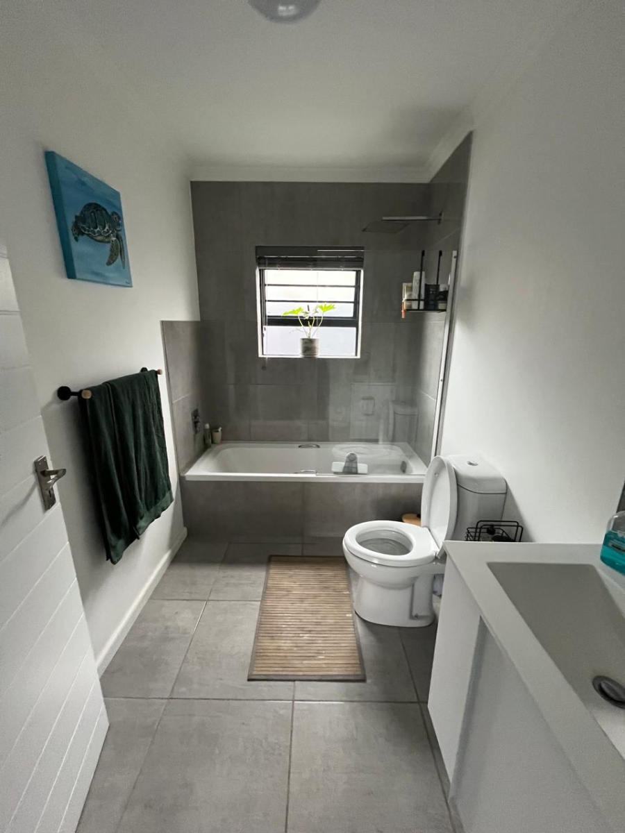 2 Bedroom Property for Sale in Anchorage Park Western Cape